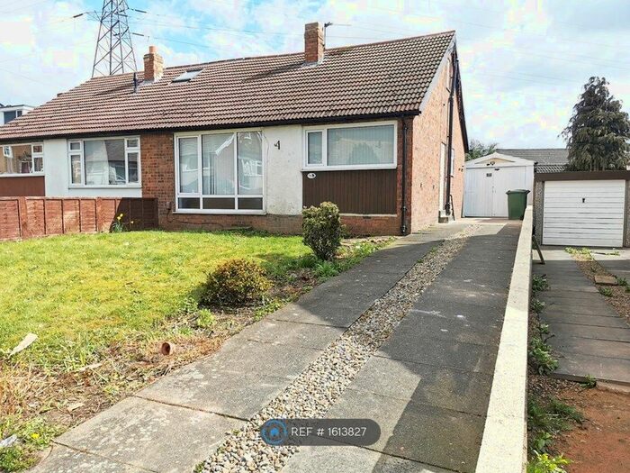 4 Bedroom Bungalow To Rent In Chatsworth Crescent, Pudsey, LS28