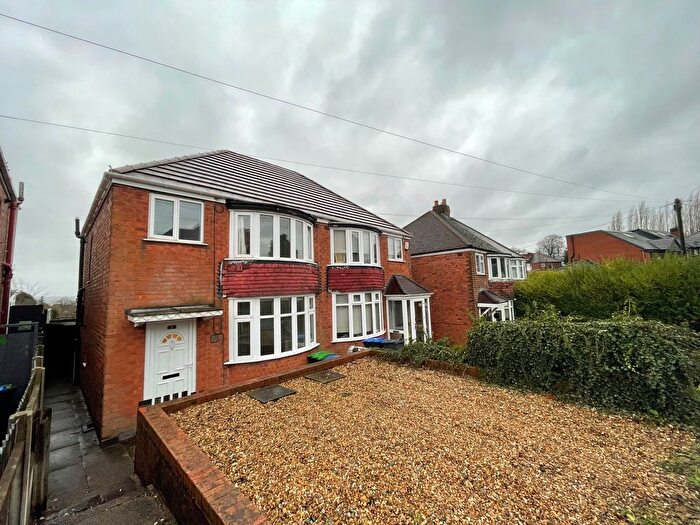 3 Bedroom Semi Detached House To Rent In Jayshaw Avenue, Birmingham, B43