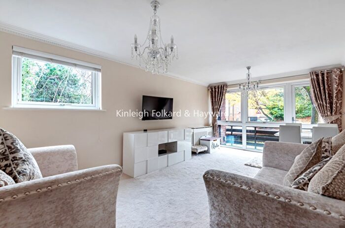 1 Bedroom Flat To Rent In Blyth Road, Bromley, Kent, BR1