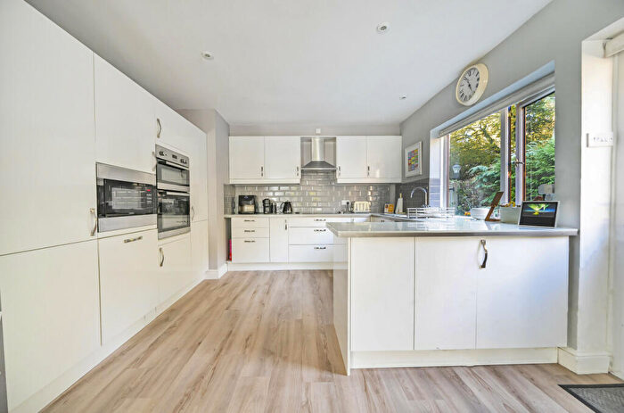 5 Bedroom Detached House To Rent In Pitch Place, Thursley, Farnham, GU8