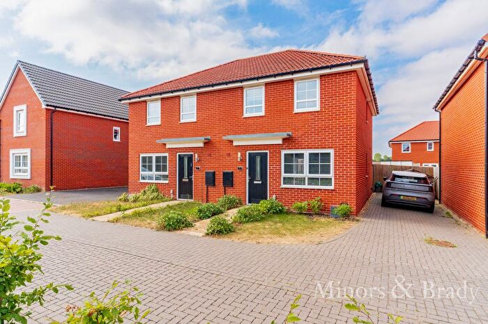 3 Bedroom Semi-Detached House To Rent In Innes Place, Cringleford, NR4