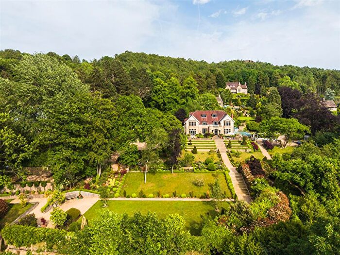 5 Bedroom Detached House For Sale In Padley Hill, Grindleford, Hope Valley, S32