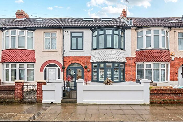 4 Bedroom Terraced House For Sale In Green Lane, Portsmouth, PO3