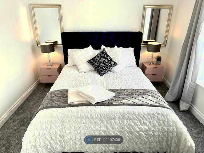 3 Bedroom Terraced House To Rent In Goodwood Road, Southsea, PO5