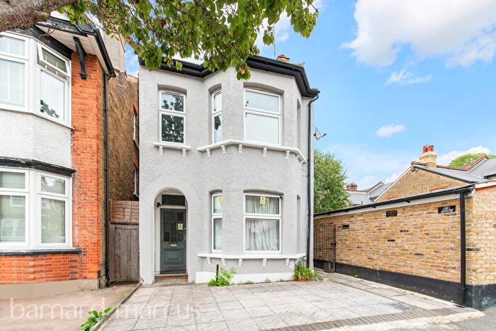 3 Bedroom Flat For Sale In Temple Road, Croydon, CR0