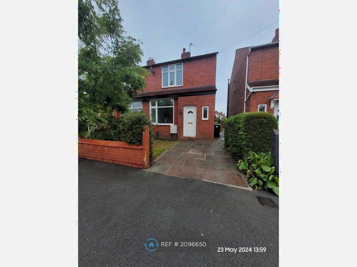 2 Bedroom Semi-Detached House To Rent In Huntley Road, Stockport, SK3