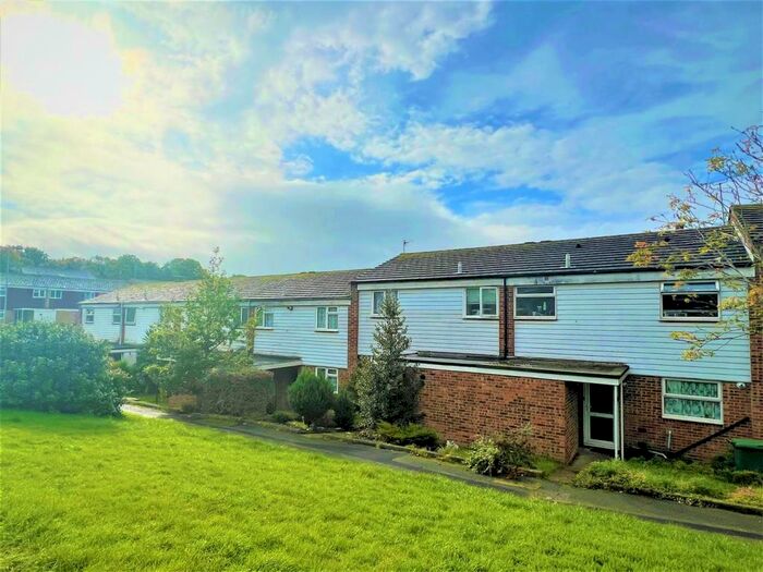 3 Bedroom Terraced House To Rent In Foxglove Road, Eastbourne, BN23