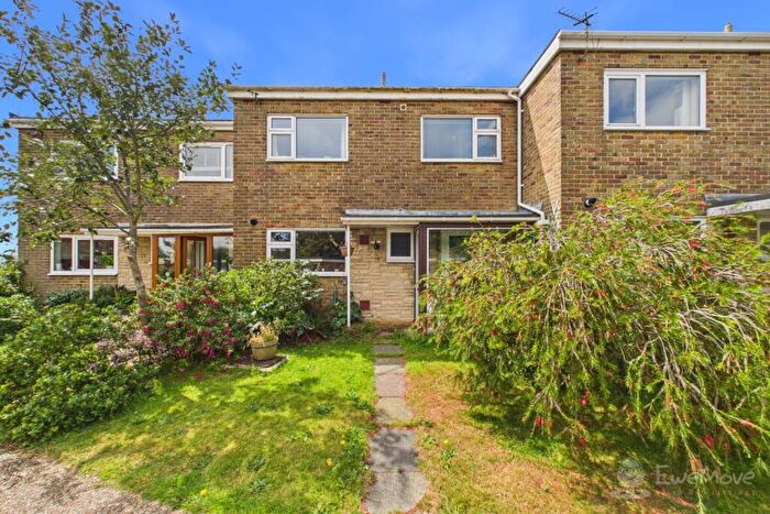 3 Bedroom Terraced House For Sale In Old Dover Road, Capel-le-Ferne, CT18