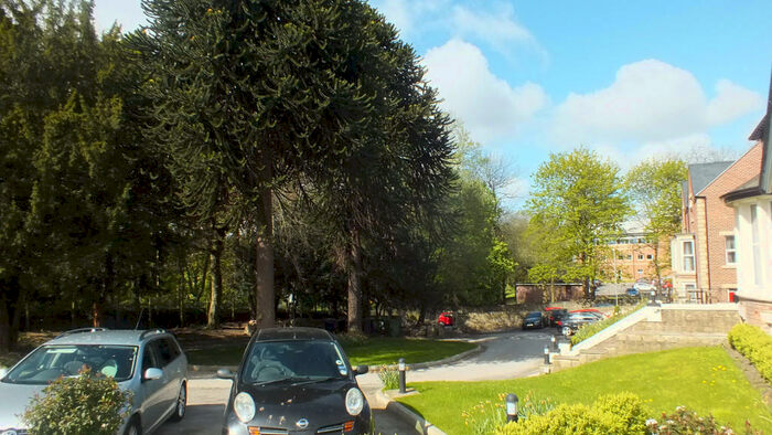 2 Bedroom Apartment To Rent In Newton Road, Leeds, LS7