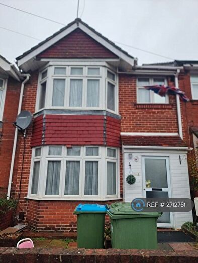 3 Bedroom Terraced House To Rent In Nightingale Grove, Southampton, SO15