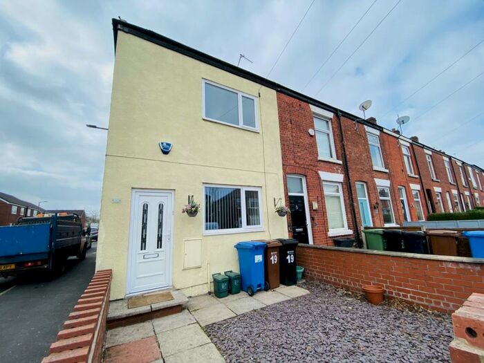 3 Bedroom Terraced House To Rent In Greg Street, Reddish, Stockport, SK5