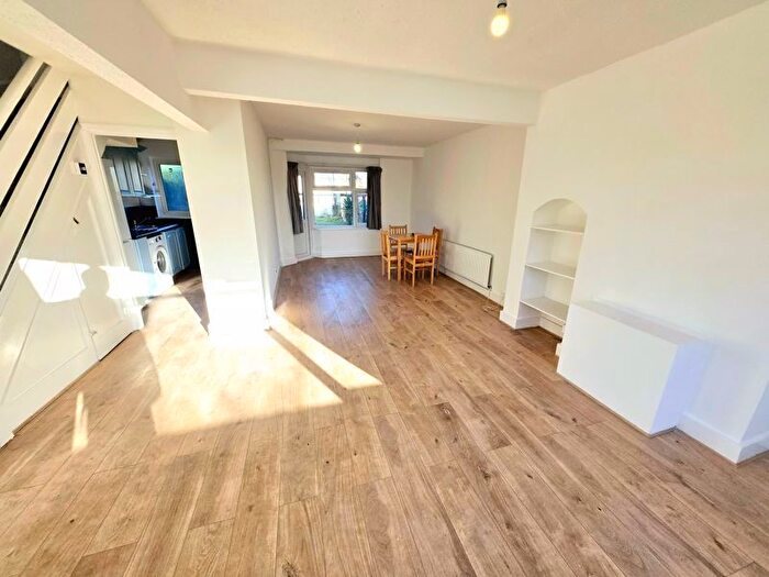 3 Bedroom Terraced House To Rent In Clare Road, Greenford, UB6