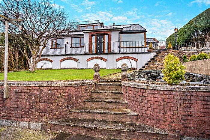 4 Bedroom Detached Bungalow For Sale In Vicarage Terrace, CF42