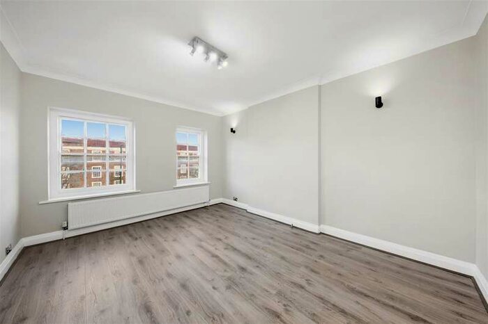 2 Bedroom Flat To Rent In Temple Fortune Mansions, NW11
