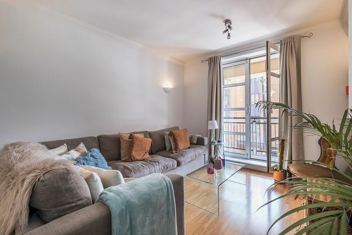 1 Bedroom Flat To Rent In Worple Road, London, SW19