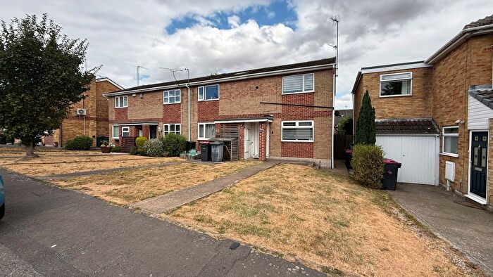 2 Bedroom Property To Rent In Harewood Grove, Bramley, Rotherham, S66
