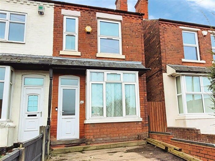 2 Bedroom Semi Detached House For Sale In Burgass Road, Thoneywood, Nottingham, NG3