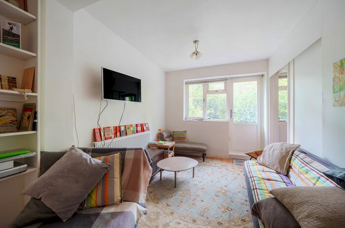 Studio To Rent In Broadhurst Gardens, West Hampstead, London, NW6