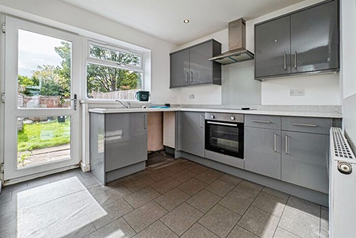 3 Bedroom Terraced House For Sale In Severn Street, Hull, HU8