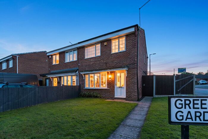 3 Bedroom Semi-Detached House For Sale In Greenfield Gardens, Rotherham, S66
