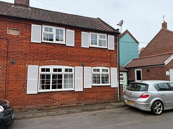2 Bedroom Semi Detached House For Sale In Nethergate Street, Bungay, Suffolk, NR35