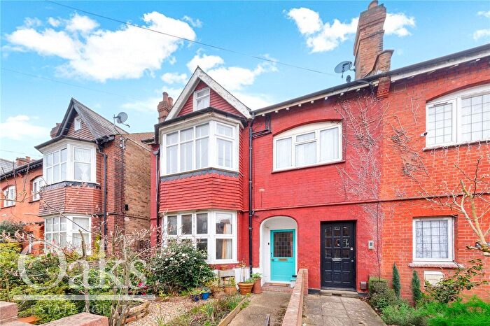 2 Bedroom Flat To Rent In Barrow Road, Streatham, SW16