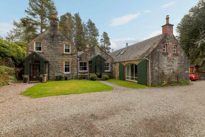 3 Bedroom Farmhouse For Sale In Scatwell, Muir Of Ord, IV6