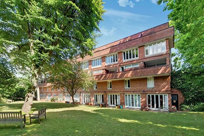 1 Bedroom Flat To Rent In Crescent Road, Crouch End, London, N8