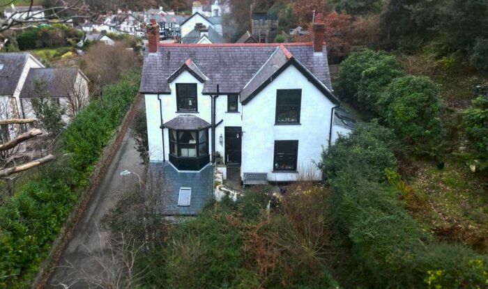 4 Bedroom Detached House For Sale In Conwy Old Road, Capelulo, Dwygyfylchi, Penmaenmawr, LL34