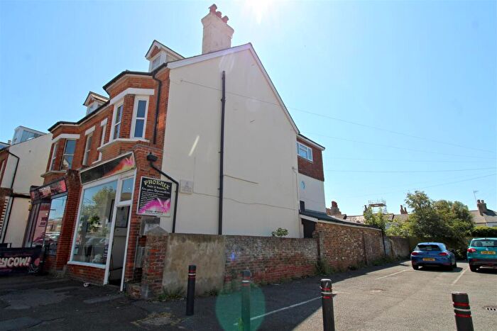 1 Bedroom Flat For Sale In Sutton Road, Seaford, BN25