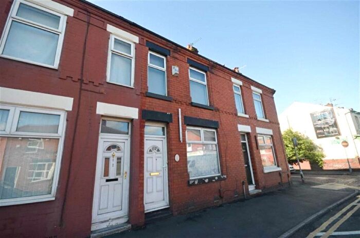 3 Bedroom Terraced House To Rent In Broadstone Road, Reddish, Stockport, SK5
