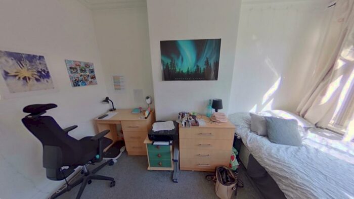 6 Bedroom Terraced House To Rent In Cardigan Lane, Leeds, West Yorkshire, LS4