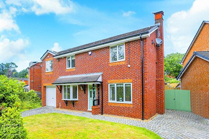 4 Bedroom Detached House For Sale In Blacksmiths Fold, Atherton, M46