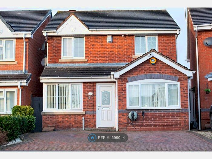 4 Bedroom Detached House To Rent In Yale Drive, Wednesfield, Wolverhampton, WV11