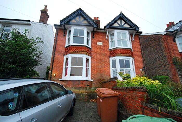 3 Bedroom Semi-Detached House To Rent In Barden Road, Speldhurst, TN3