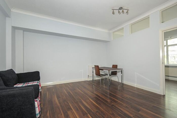 2 Bedroom Flat To Rent In Euston Road London, NW1