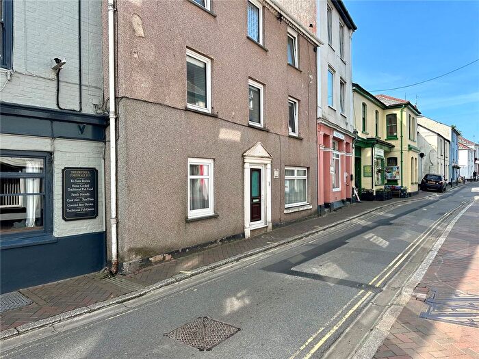 1 Bedroom Flat For Sale In West Street, Millbrook, Torpoint, Cornwall, PL10