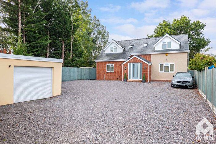 4 Bedroom Detached House For Sale In Vineyard Lane, Gloucester Road, Cheltenham, GL51