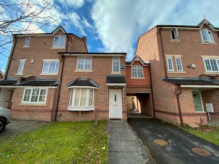 3 Bedroom Semi-Detached House To Rent In Chervil Close, Fallowfield, Manchester, M14