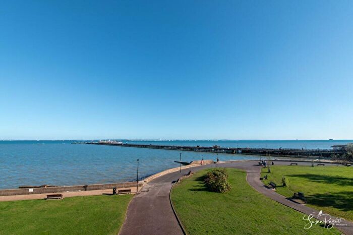 2 Bedroom Apartment For Sale In Victoria Lodge, St. Thomas Street, Ryde, PO33
