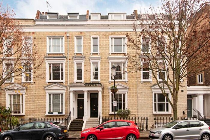 3 Bedroom Flat For Sale In Eardley Crescent, SW5