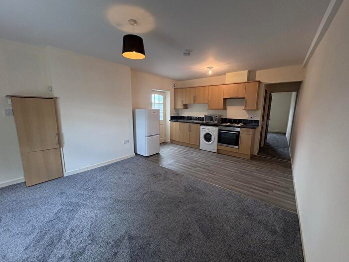 1 Bedroom Flat To Rent In Station Street, Swinton, S64