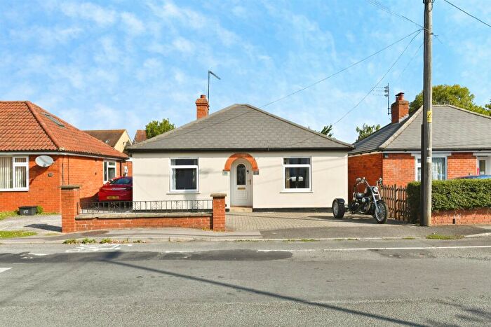 2 Bedroom Detached Bungalow For Sale In Oldfield Road, Westbury, BA13