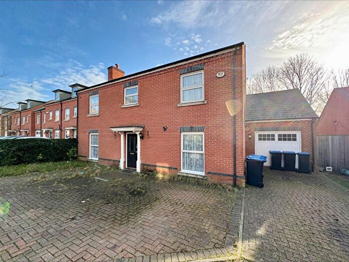 5 Bedroom Detached House To Rent In Compton Avenue, Wembley, HA0
