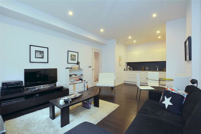 1 Bedroom Flat To Rent In Gore House, Islington, N1