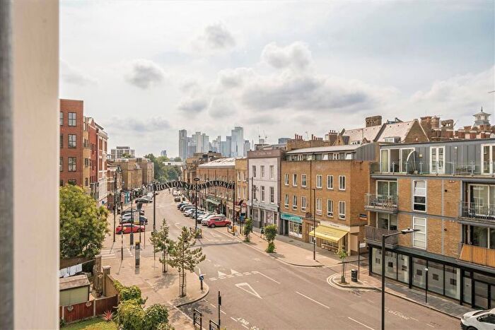 3 Bedroom Flat To Rent In Whitmore Estate, Scorton House, Hoxton, N1