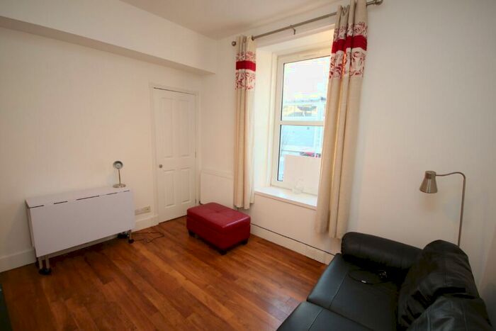 1 Bedroom Flat To Rent In Hardgate, Holburn, Aberdeen, AB11