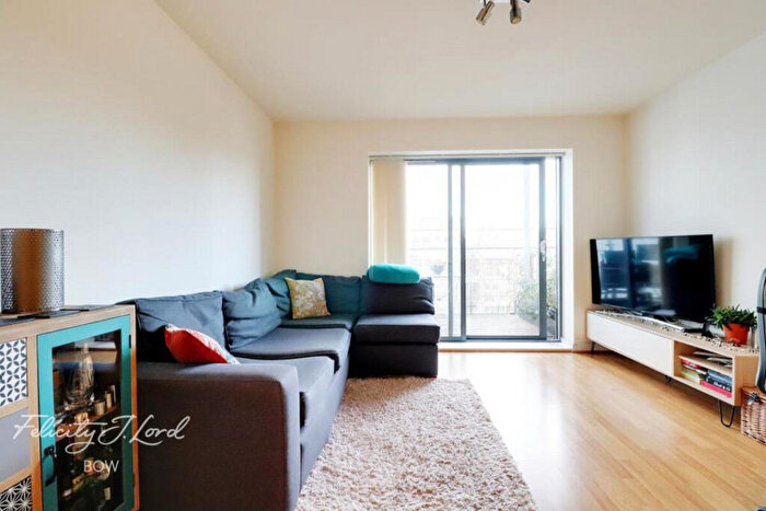 1 Bedroom Apartment To Rent In Rushton Walk, London, E3