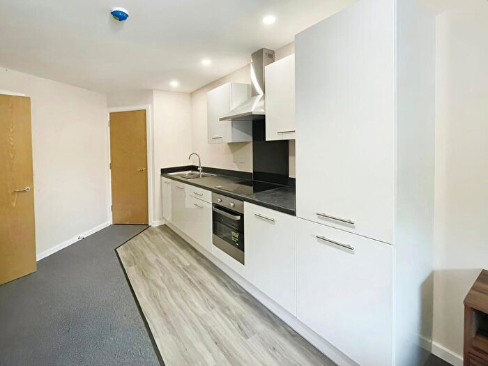 1 Bedroom Apartment To Rent In Balmoral House, Windsor Street, Salford, Manchester, M5