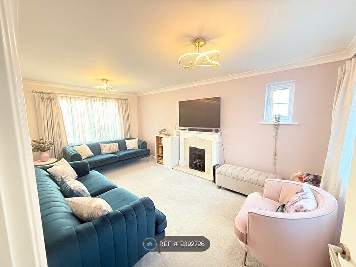 4 Bedroom End Of Terrace House To Rent In Watermans Way, Greenhithe, DA9